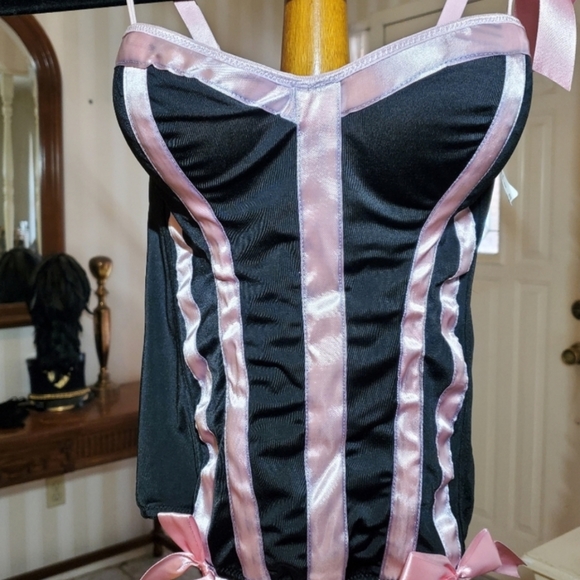 Y2K Morbid Threads Corset - Picture 8 of 8
